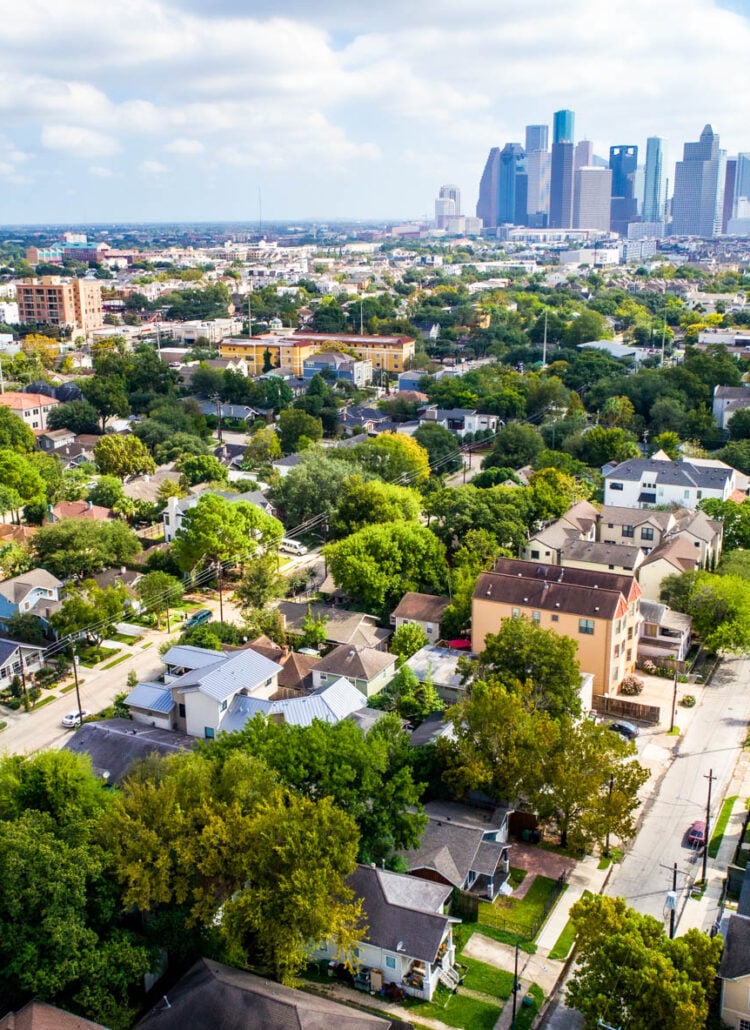 15 HONEST Pros & Cons of Living in Houston, Texas (Let’s Talk)