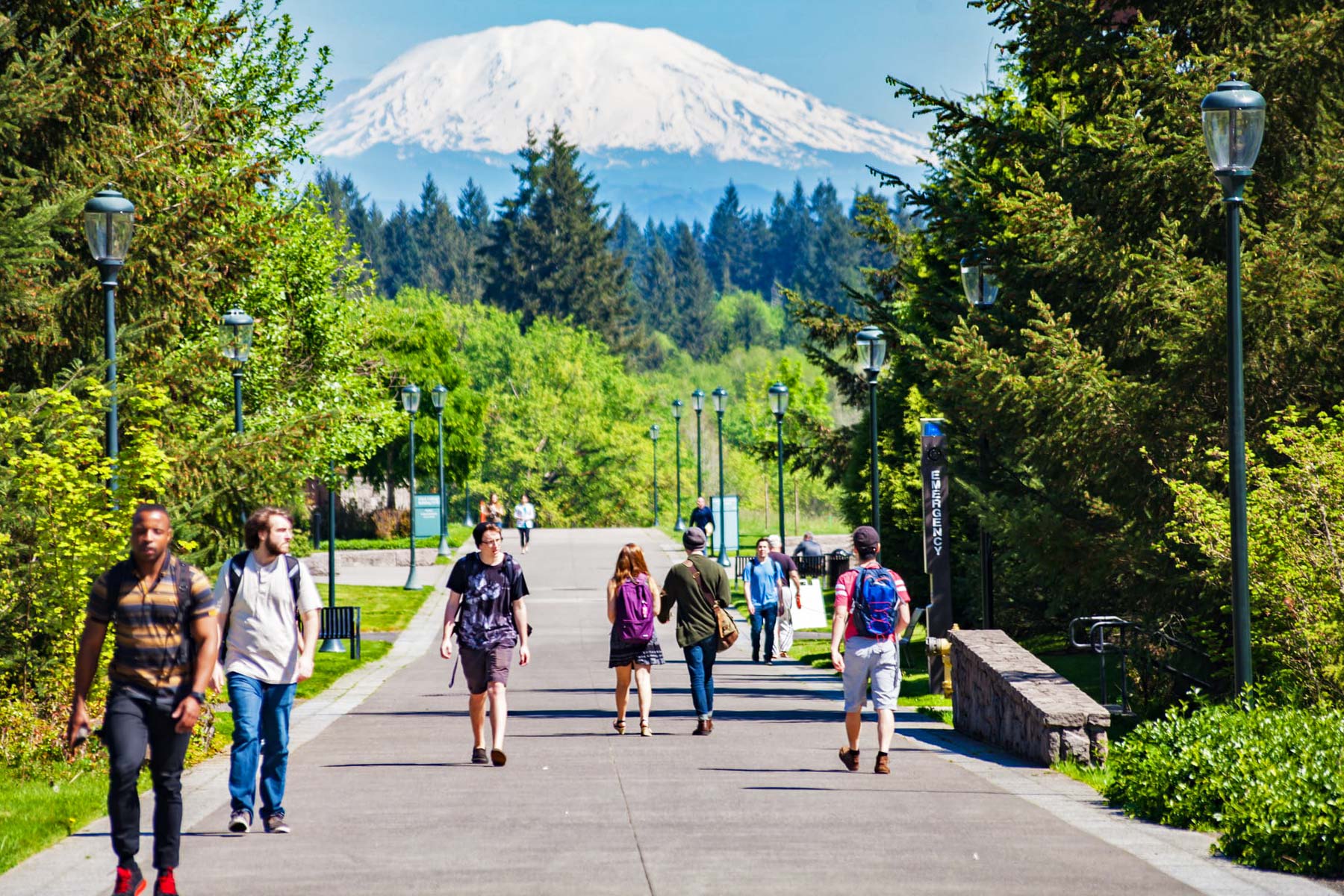 Pros and cons of living in Vancouver, Washington